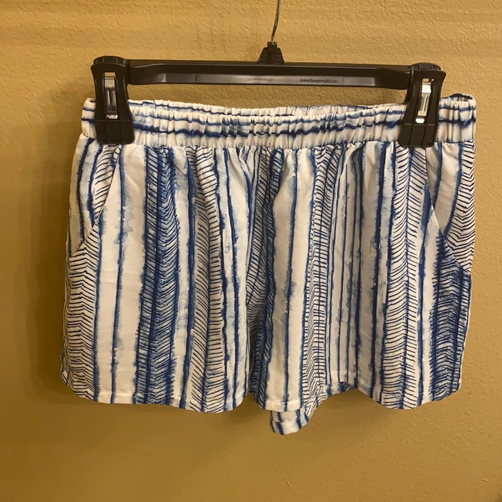 Fab’rik Blue and white shorts with pockets